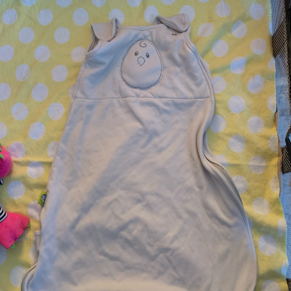 Nested bean sleep sac